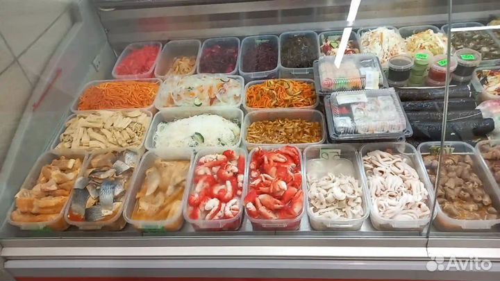 Продавец на корейские салаты