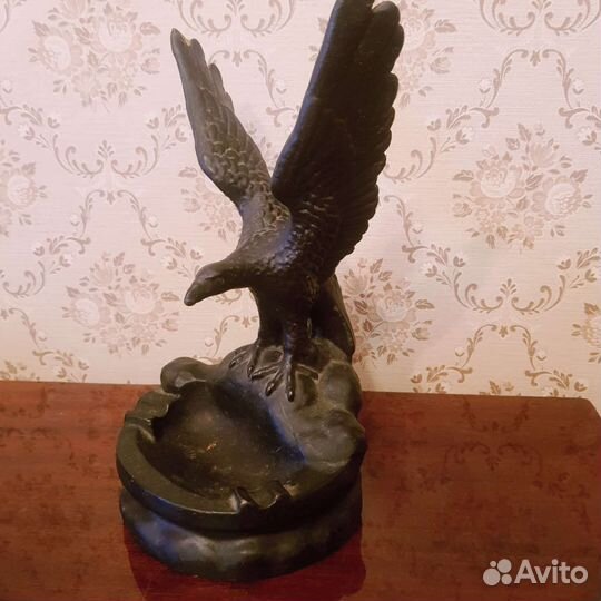 Орел Пепельница статуэтка