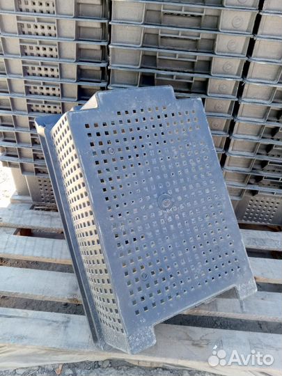 Ящик пластиковый 600/400/200