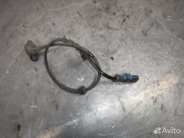 Датчик abs задний левый Лада Largus cross K4M 2017