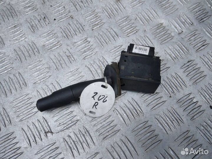 Переключатель подрулевой Peugeot 206