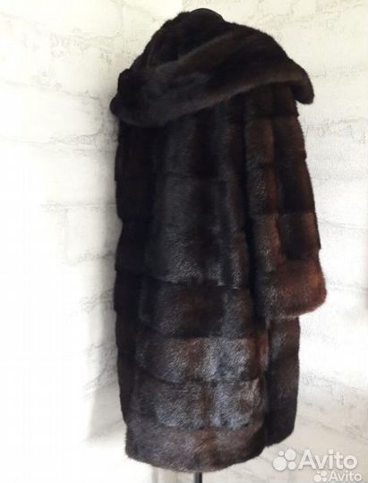 Шуба норковая с капюшоном 48 50
