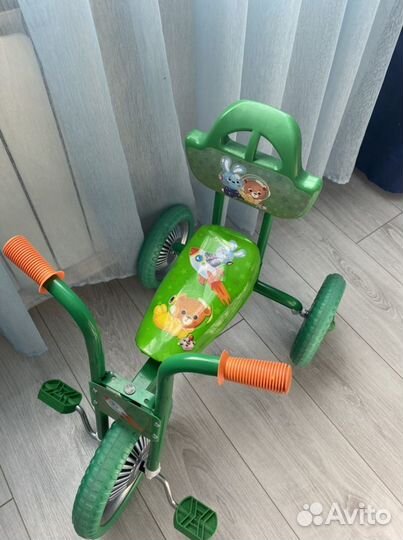 Трехколесный велосипед