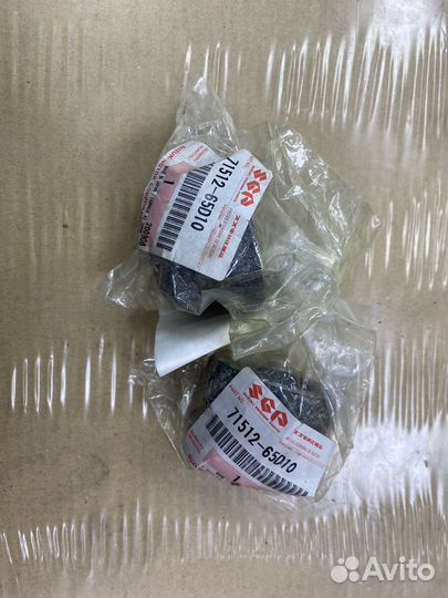 Подушка кузова Suzuki Escudo