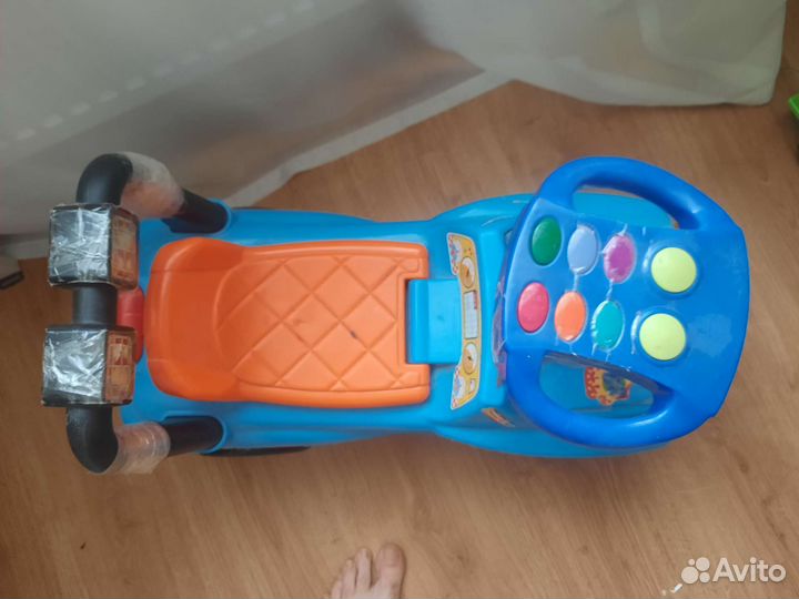 Детская машинка каталка