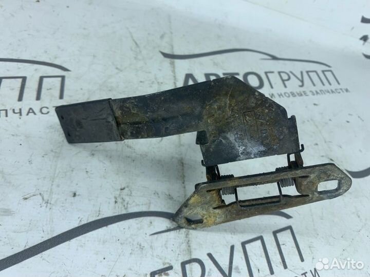Крюк капота Jaguar Xf 1 X250 Х250 306DT 3Л дизель