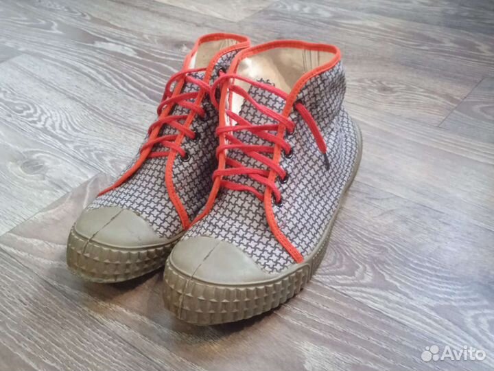 Кеды 1992 года