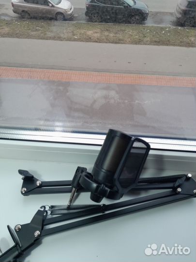 Микрофон Fifine Ampligame A6V