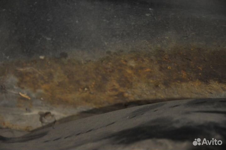 Крыло переднее правое mitsubishi pajero sport K9