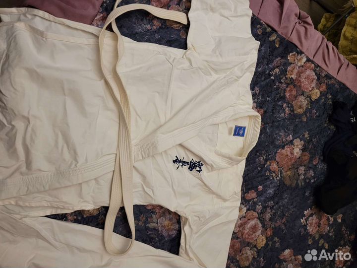 Кимоно костюм для каратэ