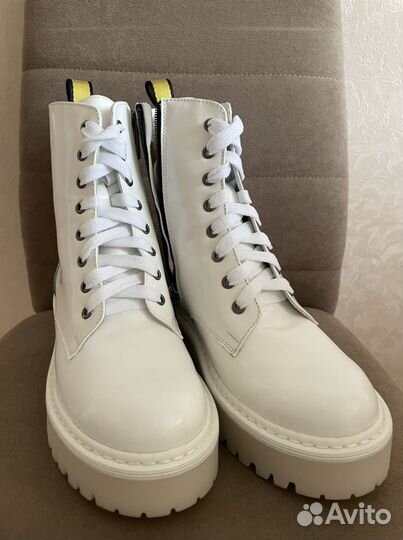 Ботинки женские