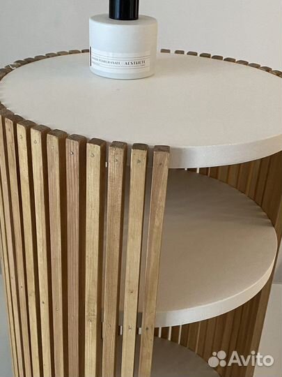 Журнальный столик на колесиках