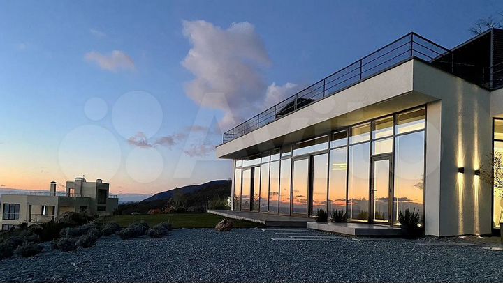 Коттедж 175 м² на участке 14 сот.