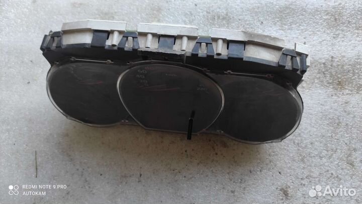 Щиток приборов Nissan Tiida c11