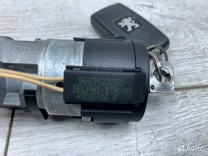 Замок зажигания Peugeot 307 универсал 9HX