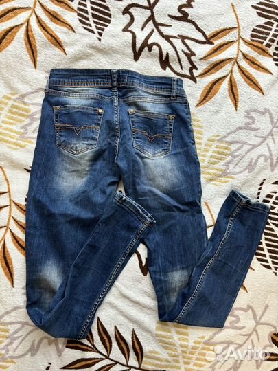 Джинсы женские