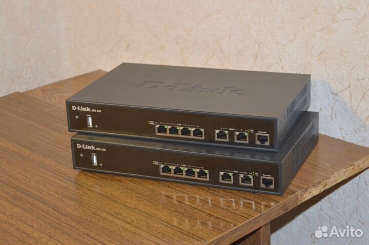 Коммутатор D-Link DSR-500