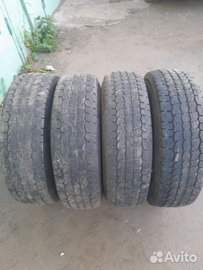 General Tire Altimax RT43 235/85 R16 29L