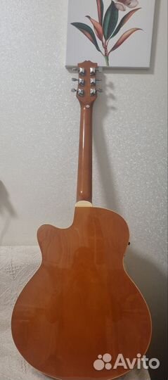 Электроакустическая гитара Colombo