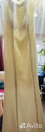 Платья свадеьные 6 шт