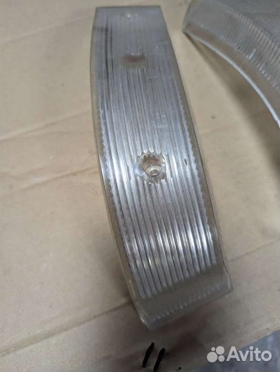 Газ 21 Волга 3 серия стекла в повороты СССР