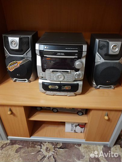 Музыкальный центр lg
