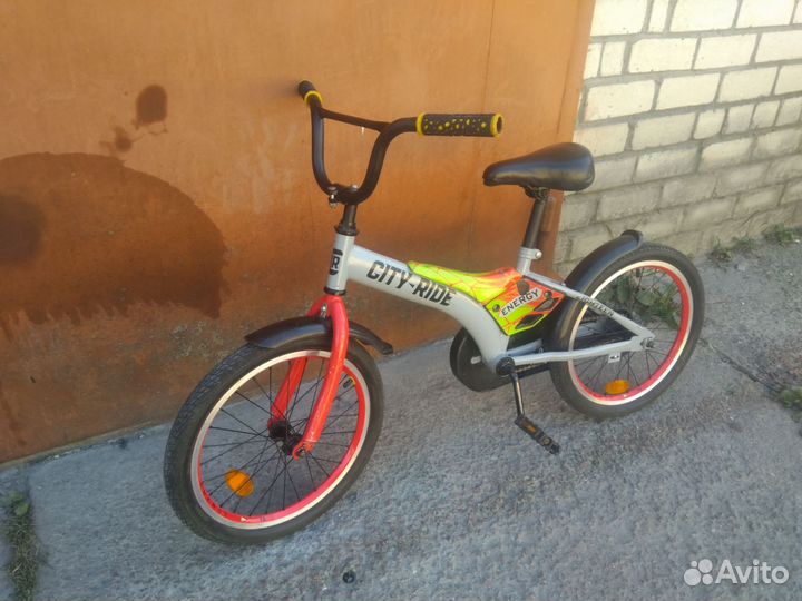 Детский велосипед 18