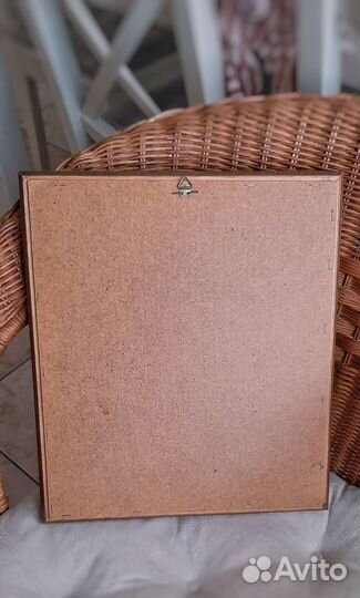 Старинная картина с ручной вышивкой