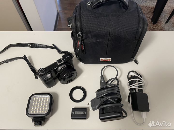 Sony Nex-6 + 16-50 OSS KIT