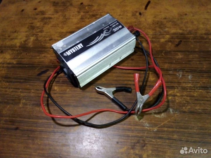Автопреобразователь напряжения 12/220v mac 300w