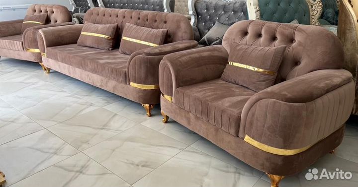 Тройка Манго