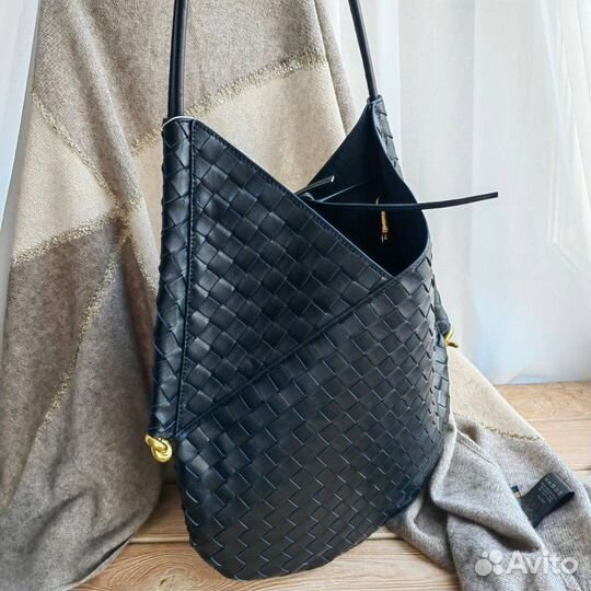 Новая женская сумка Bottega Veneta чёрная