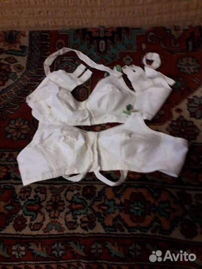 Бюстгальтер