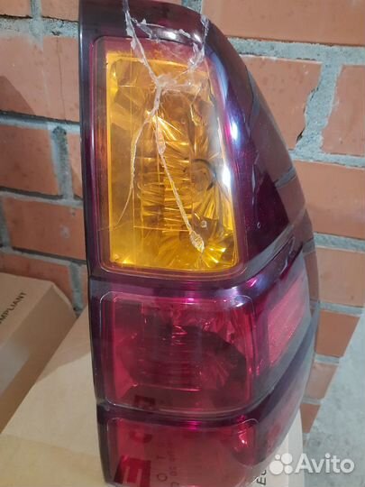 Задний фонарь Lexus gx470 правый
