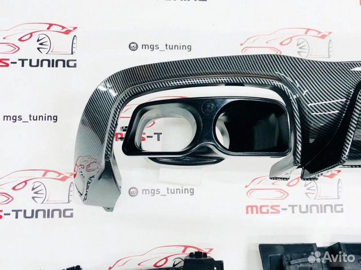 Диффузор с насадками B Под карбон E-Class 213