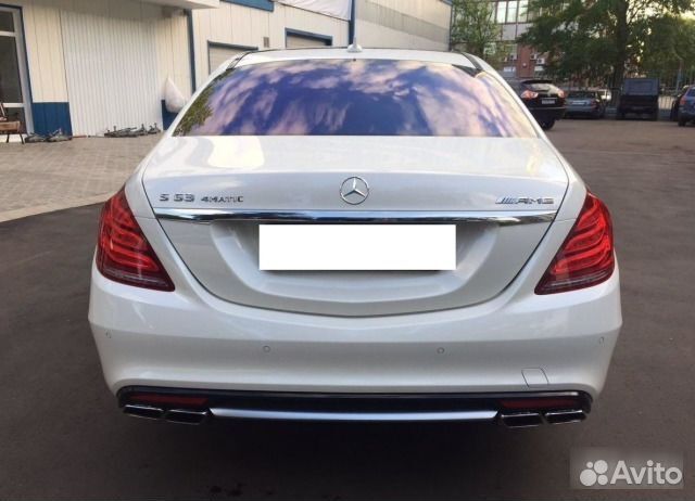 Новый задний бампер Mercedes W222 S63 AMG в сборе