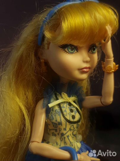 Кукла Эвер Афтер Хай - Блонди Локс Базовая