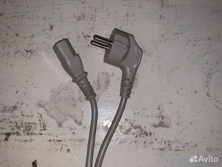 Провод для компьютера