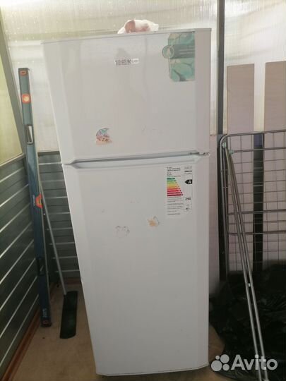 Холодильник в отличном рабочем состоянии
