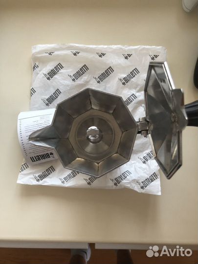 Гейзерная кофеварка Bialetti mokka express 6 чашек