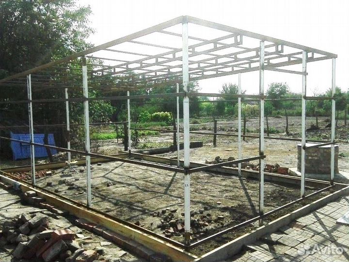 Металлический каркас для склада