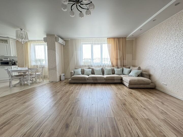 3-к. квартира, 81,6 м², 17/25 эт.