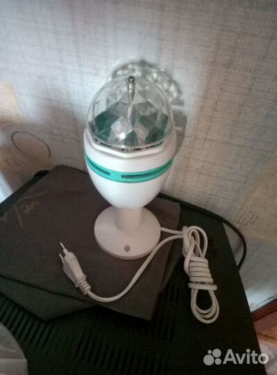 Светильник вращающийся