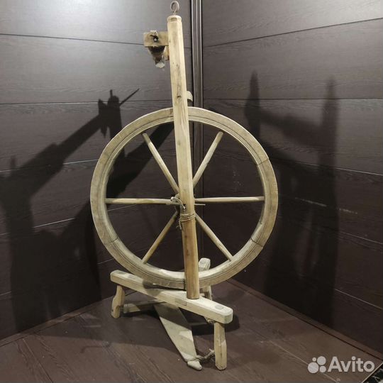 Старинная прялка