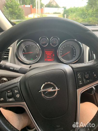 Opel Astra GTC 1.4 AT, 2012, 80 000 км