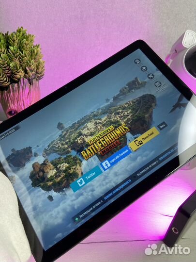 Планшет 6/128 с клавиатурой