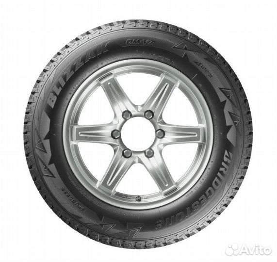 Bridgestone Blizzak DM-V2 235/55 R18 100T