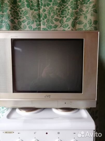 Телевизор с тв-приставкой