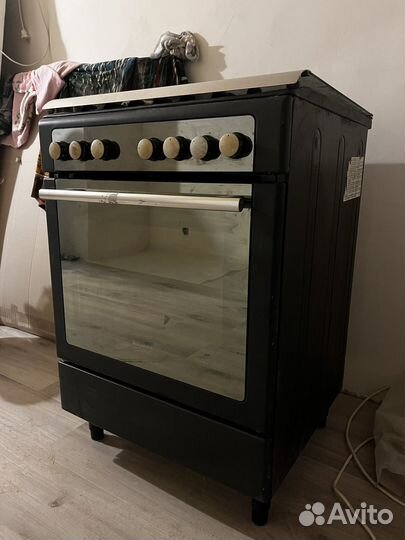 Газовая плита бу (Hotpoint ariston)