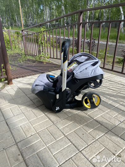 Автолюлька на колесах